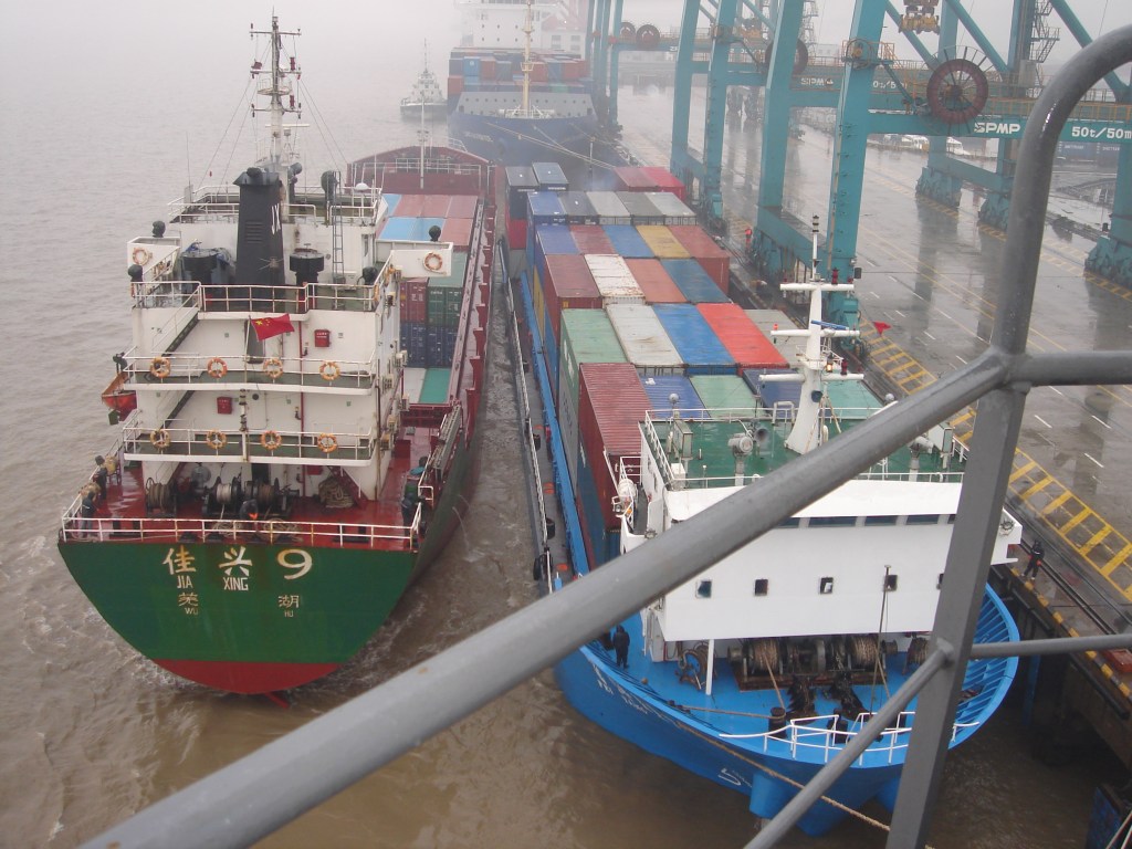 Marsden Award for Navigating labour mobilities: Seafarers after&nbsp;COVID-19